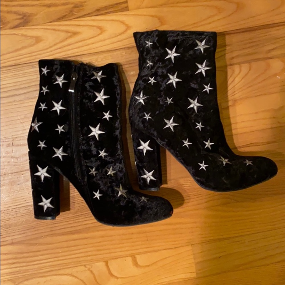 Star Booties